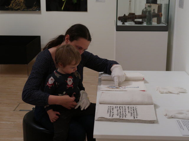 Nils und Sabine in der Ausstellung 'Flower Power - Eine Kulturgeschichte der Pflanzen'