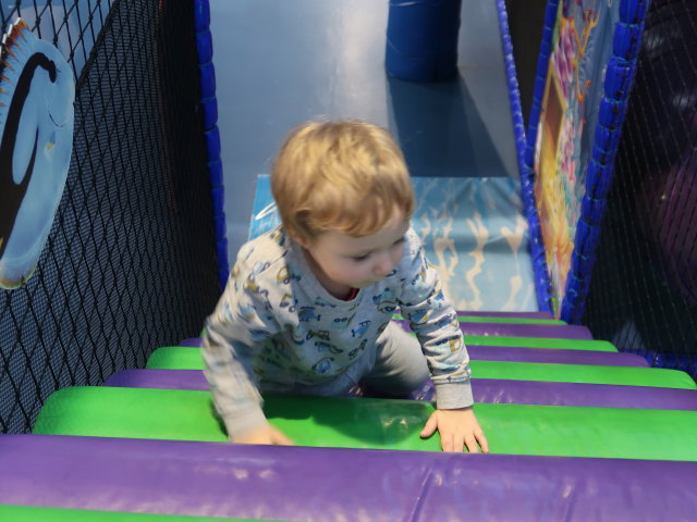 Nils im Kletterparcours