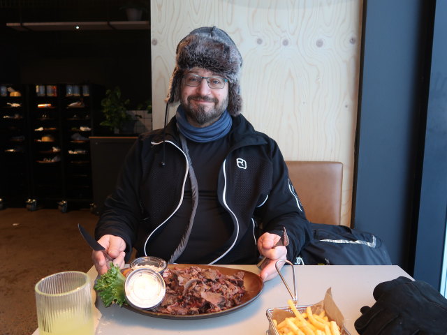 Markus im Restaurant Annis in Kiruna (22. Feb.)