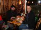 Markus und ich im Restaurant OTs Bodega in Kiruna (22. Feb.)