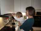 Nils und Mama im Haus meiner Eltern