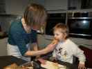 Mama und Nils im Haus meiner Eltern