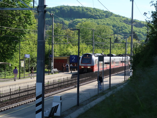 Bahnhof Pressbaum, 326 m