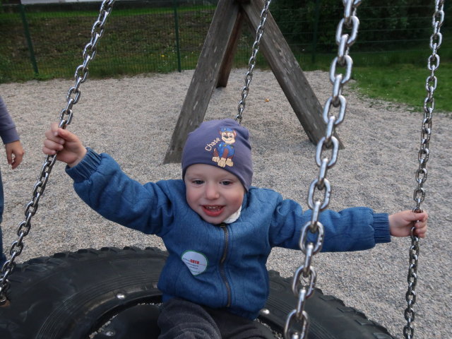 Nils am Spielplatz in Pressbaum