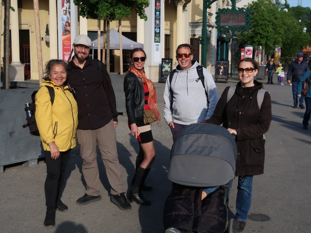 Silvana, Markus, Julia, Peter und Sabine im Prater
