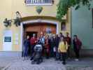 Klara, ich, Sabine, Nils, Peter, Julia, ?, Markus, ?, Silvana, ? und ? beim Buschenschank Lentner