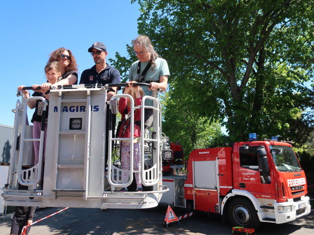 bei der Feuerwache S&uuml;&szlig;enbrunn