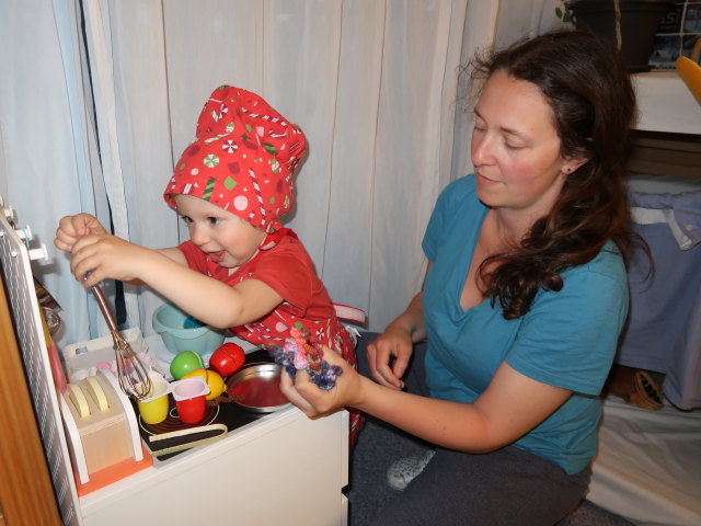 Nils und Sabine in unserer Wohnung