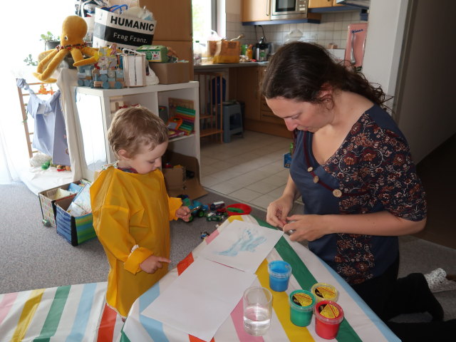 Nils und Sabine in unserer Wohnung