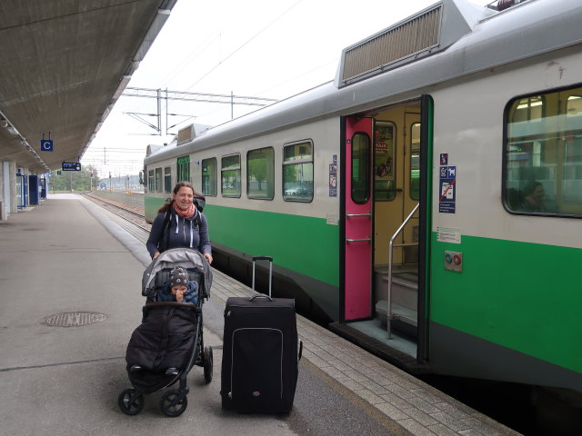 Nils und Sabine im Kouvolan Rautatieasema (22. Mai)