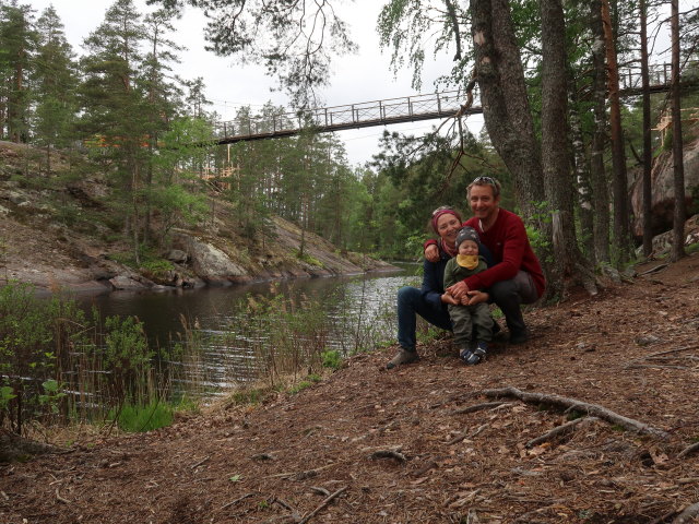 Sabine, Nils und ich in Lapinsalmi im Repoveden Kansallispuisto (24. Mai)