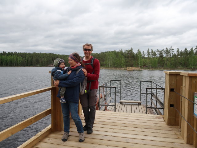 Nils, Sabine und ich bei der Ketunlossi im Repoveden Kansallispuisto (24. Mai)