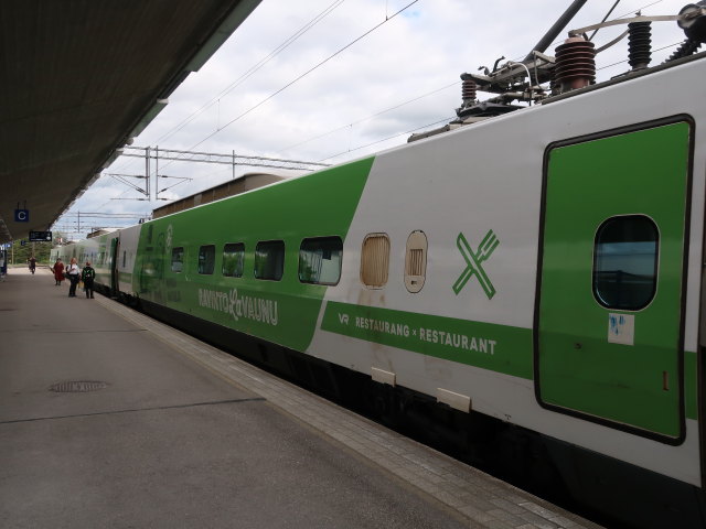 HST 9 im Kouvolan Rautatieasema (24. Mai)