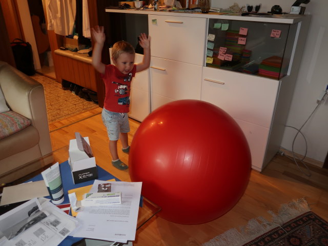 Nils im Haus meiner Eltern
