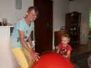 Mama und Nils im Haus meiner Eltern
