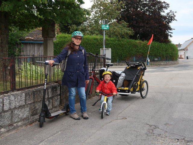 Sabine und Nils in der Pfarrgasse in Schrems (18. Juli)
