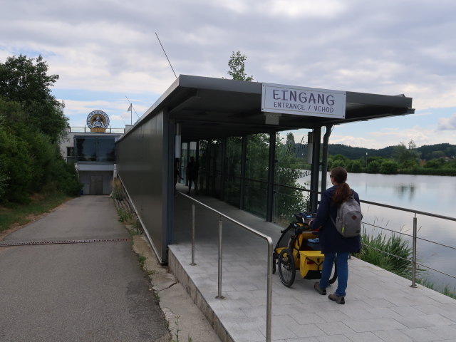 Sabine in der K&auml;semacherwelt in Heidenreichstein (18. Juli)