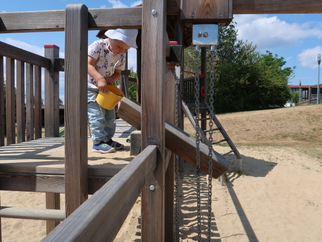 Nils in der K&auml;semacherwelt in Heidenreichstein (18. Juli)
