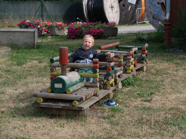 Nils beim Bahnhof Weitra, 574 m (19. Juli)