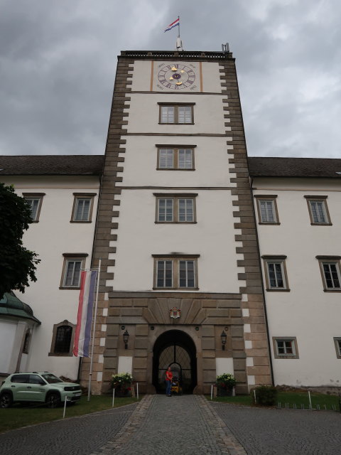 Sabine und Nils im Schloss Weitra, 601 m (19. Juli)