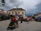Nils, Sabine und ich am Rathausplatz in Weitra (19. Juli)