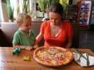 Nils und Sabine in der Pizzeria Milano in Gm&uuml;nd (19. Juli)