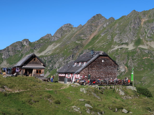 Ignaz-Mattis-H&uuml;tte, 1.986 m (24. Juli)