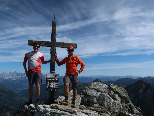 Ronald und ich auf der Steirischen Kalkspitze, 2.459 m (25. Juli)