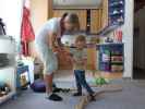 Mama und Nils in unserer Wohnung